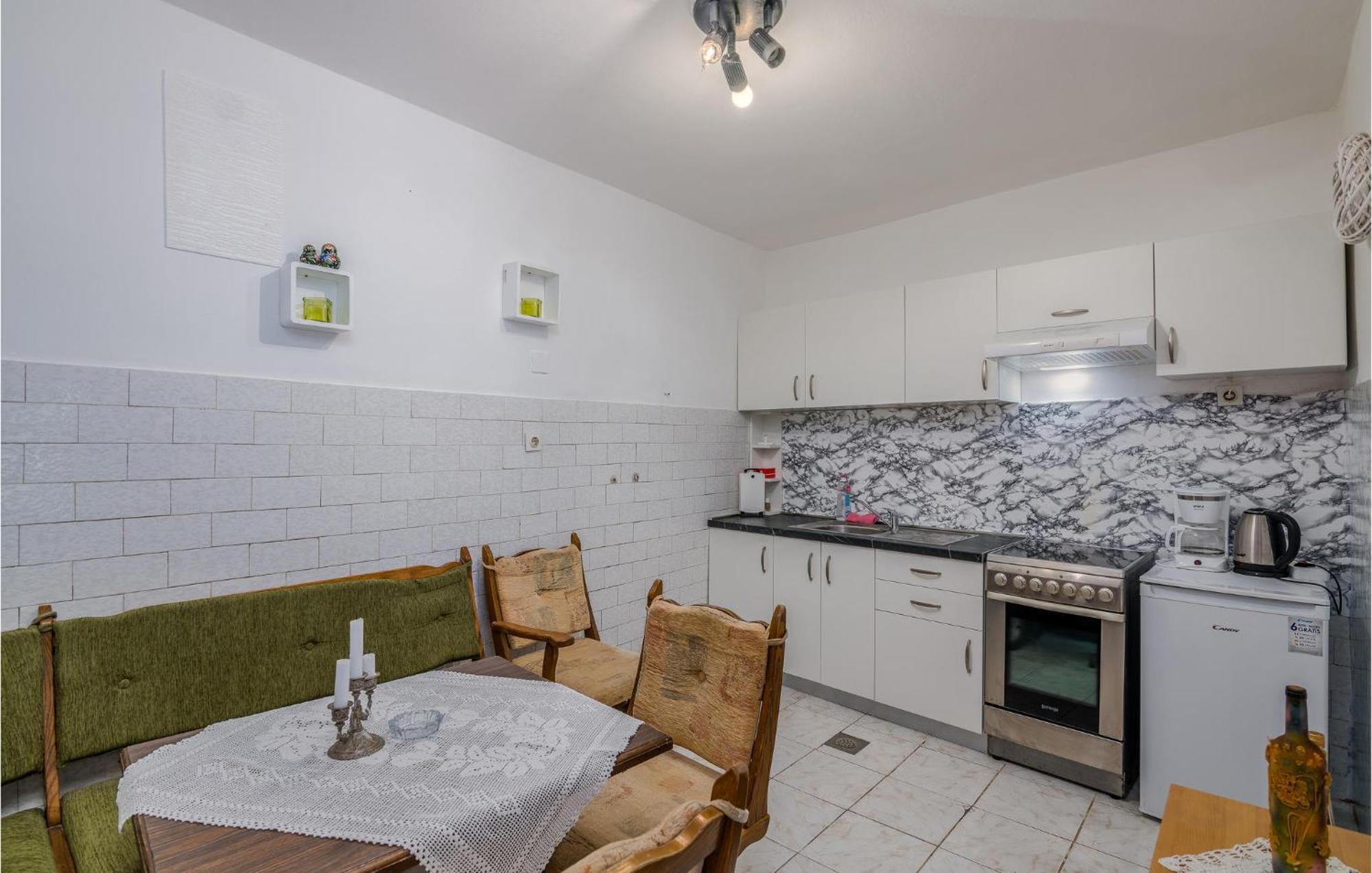 Lovely Apartment In Stara Baska 1 With Kitchen 외부 사진